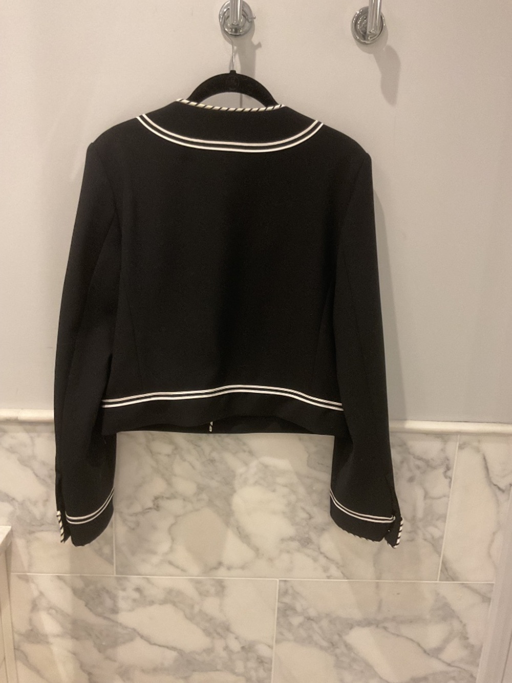 Frame Prim Jacket - NWT - pristine! - Picture 5 of 8